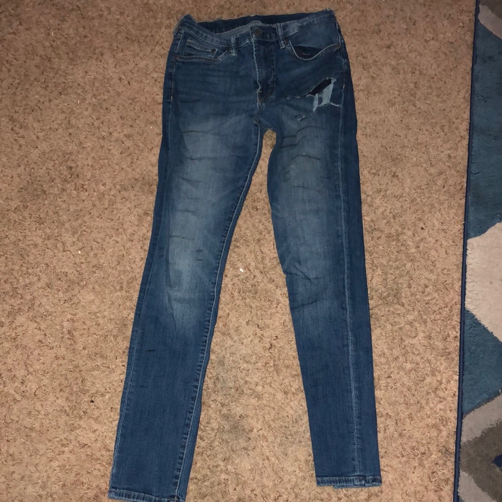 H&M women’s skinny jeans